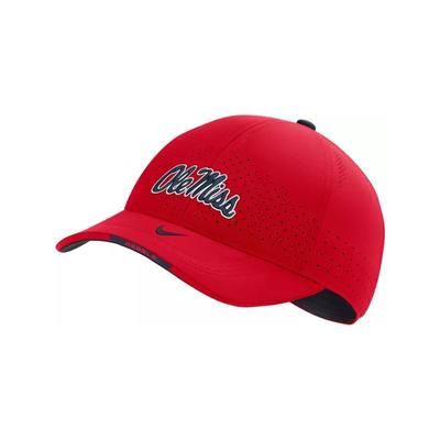 OLE MISS SIDELINE C99 FLEX CAP RED