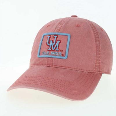 UM VAULT LOGO HAT